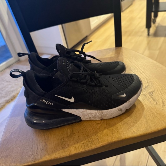Nike Other - Nike Air Max 270 Kids 6